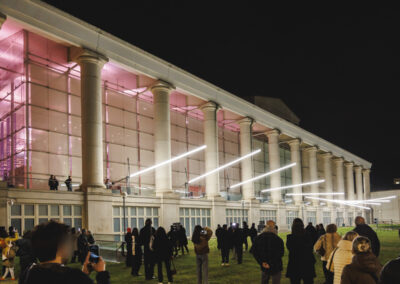 Detalle de la estructura y sistemas de fijación de la instalación Fremor durante la certificación estructural en el Teatre Nacional de Catalunya.